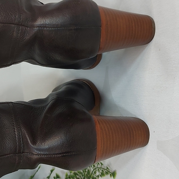 Coach Selena Brown Leather Block Heel Tassel Tall Almond Toe Boot 7B - Picture 10 of 12